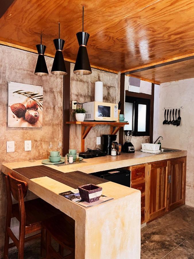 Xtambaa Cabins & Spa Only Adults El Cuyo Exterior foto